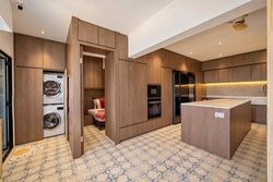 Townhouse Apartments (D9), Apartment #635076381
